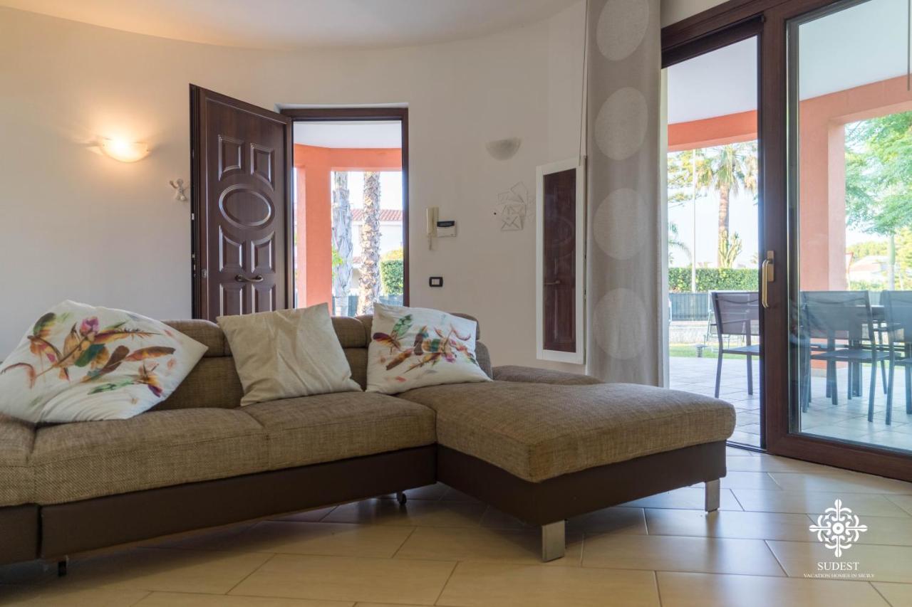 Villa Seaside - Beach Retreat With Jacuzzi Syrakuzy Zewnętrze zdjęcie